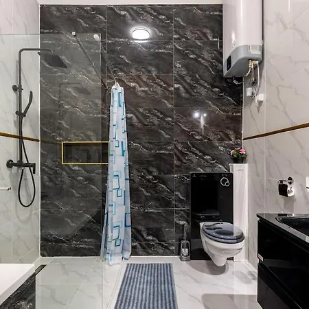 Apartment Black Marble Unique Design Near Danube River