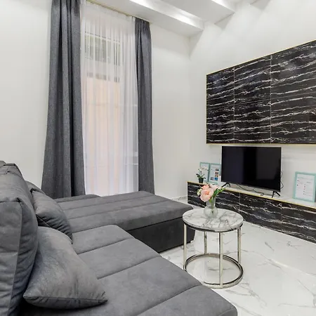 Black Marble Unique Design Near Danube River شقة بودابست
