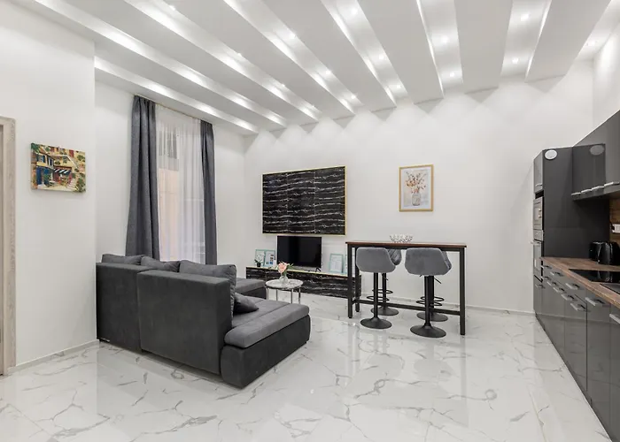 Apartament Black Marble Unique Design Near Danube River *